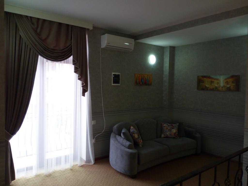 Hotel Salmer Tbilisi ภายนอก รูปภาพ